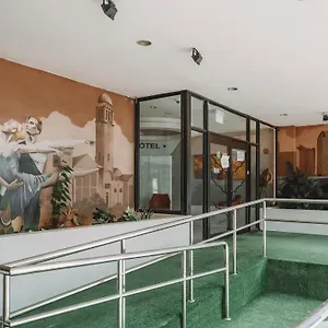 Hotel Hi Dot